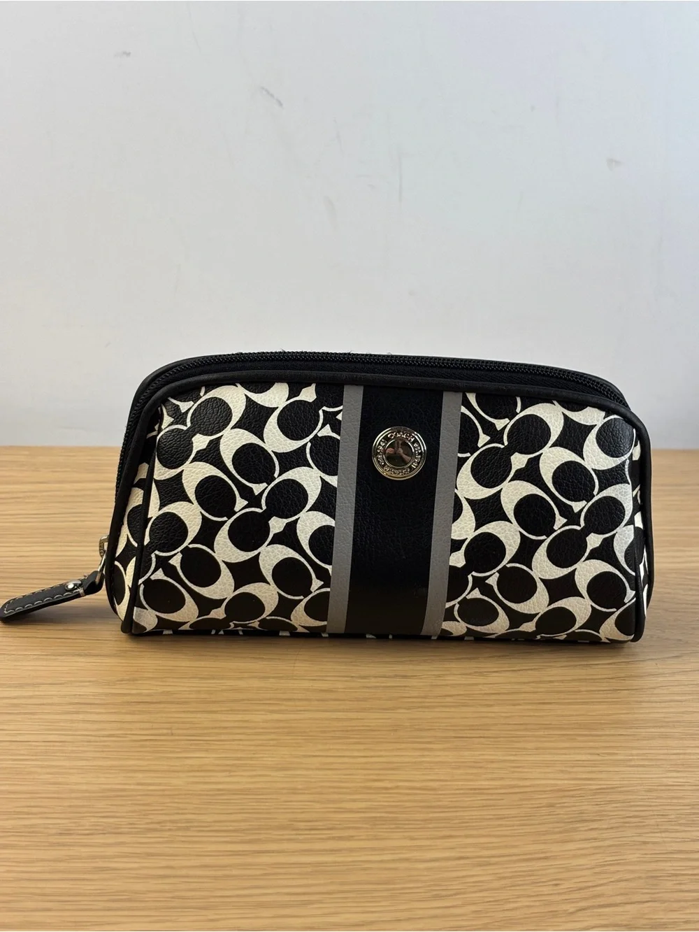 Y2K Coach Chelsea Heritage Stripe Coated Canvas Cosmetic Case Black/White